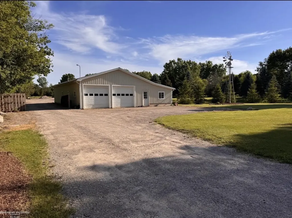 7894 Lantern Drive Almont Township MI 48003