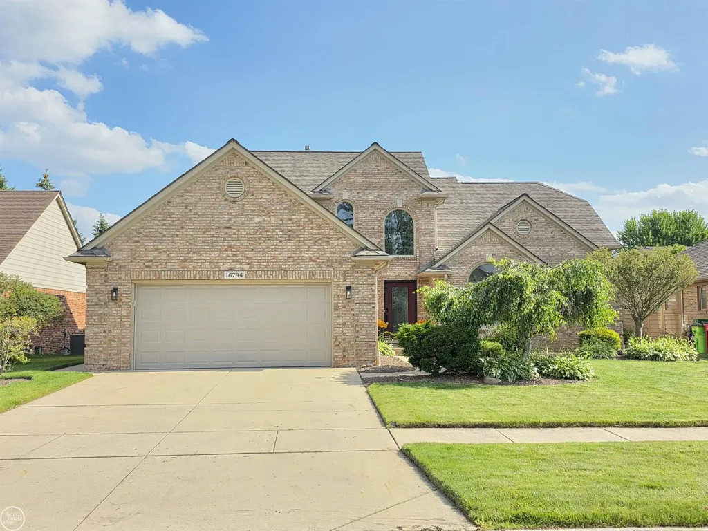 16794 Renee Drive Macomb Township MI 48042