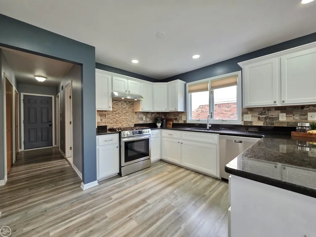 16794 Renee Drive Macomb Township MI 48042