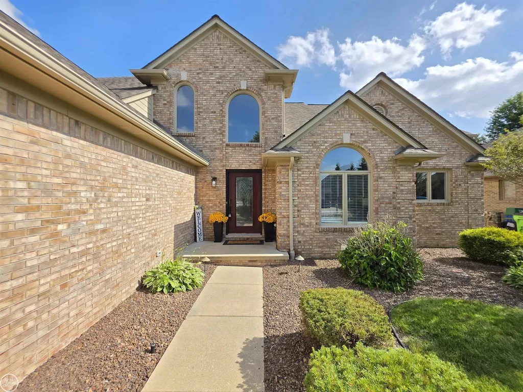 16794 Renee Drive Macomb Township MI 48042