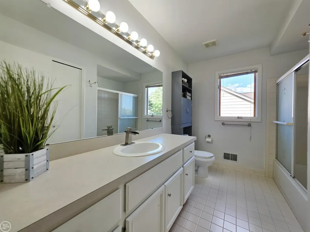 16794 Renee Drive Macomb Township MI 48042