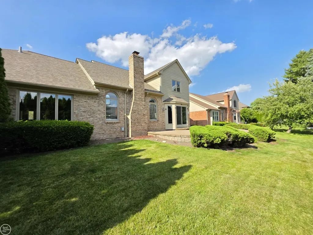 16794 Renee Drive Macomb Township MI 48042
