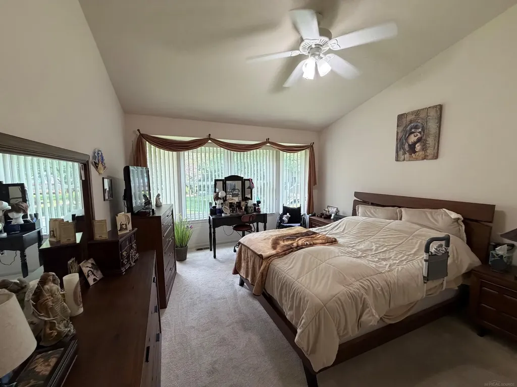 12215 Noonan Court Shelby Charter Township MI 48315