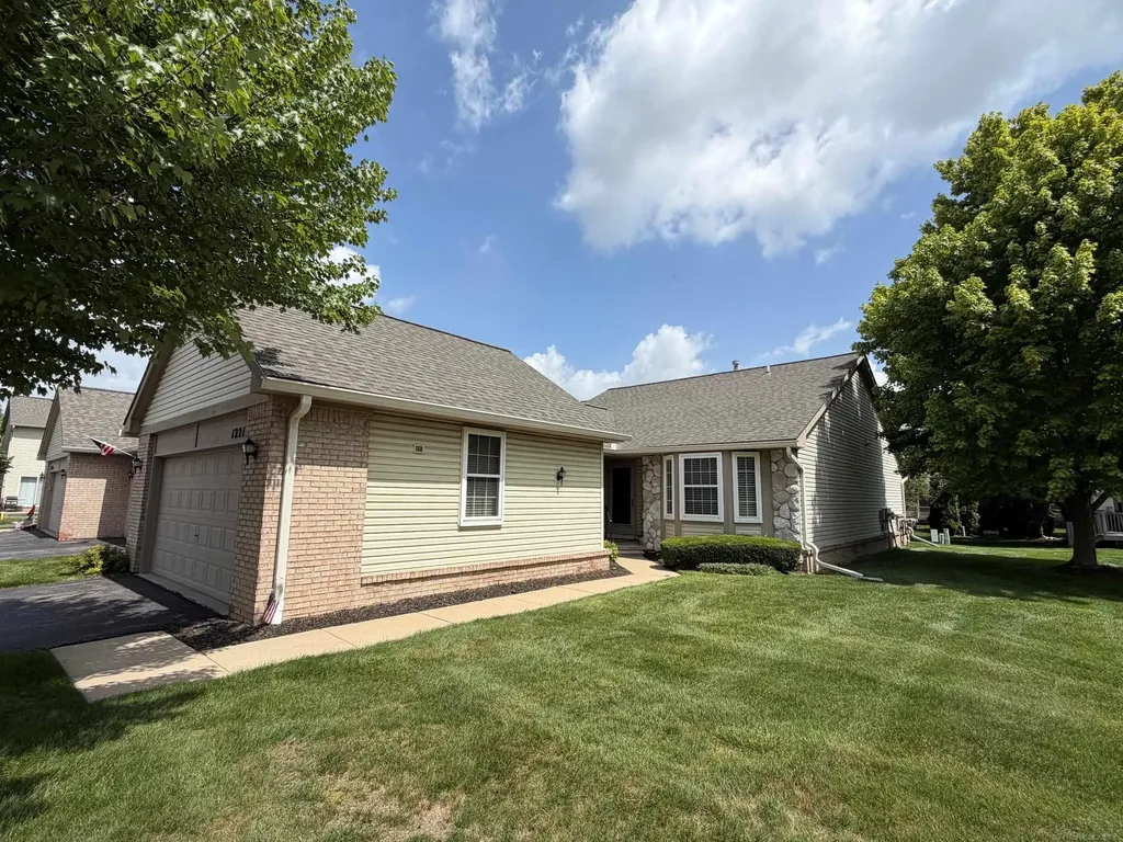 12215 Noonan Court Shelby Charter Township MI 48315
