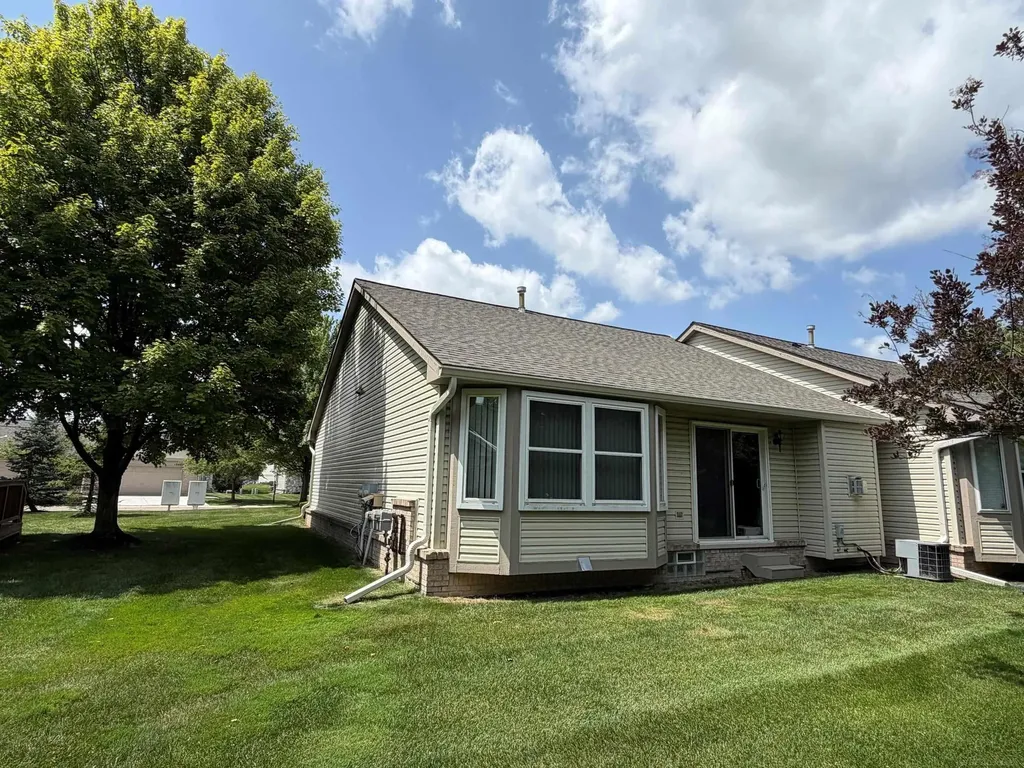 12215 Noonan Court Shelby Charter Township MI 48315