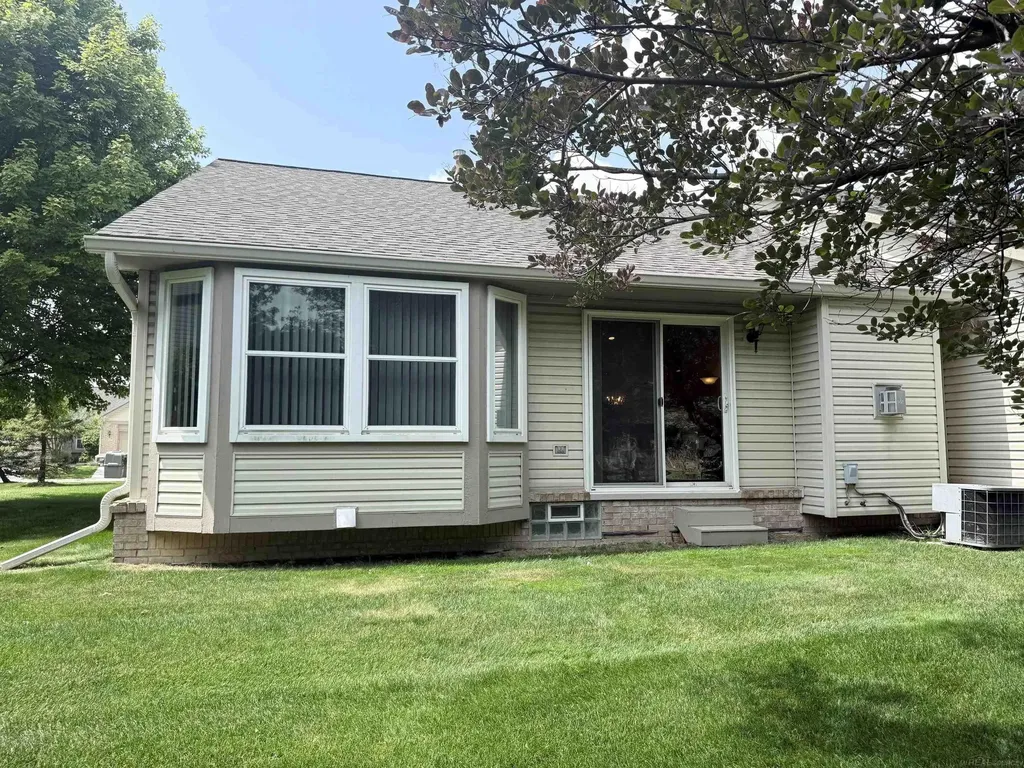 12215 Noonan Court Shelby Charter Township MI 48315