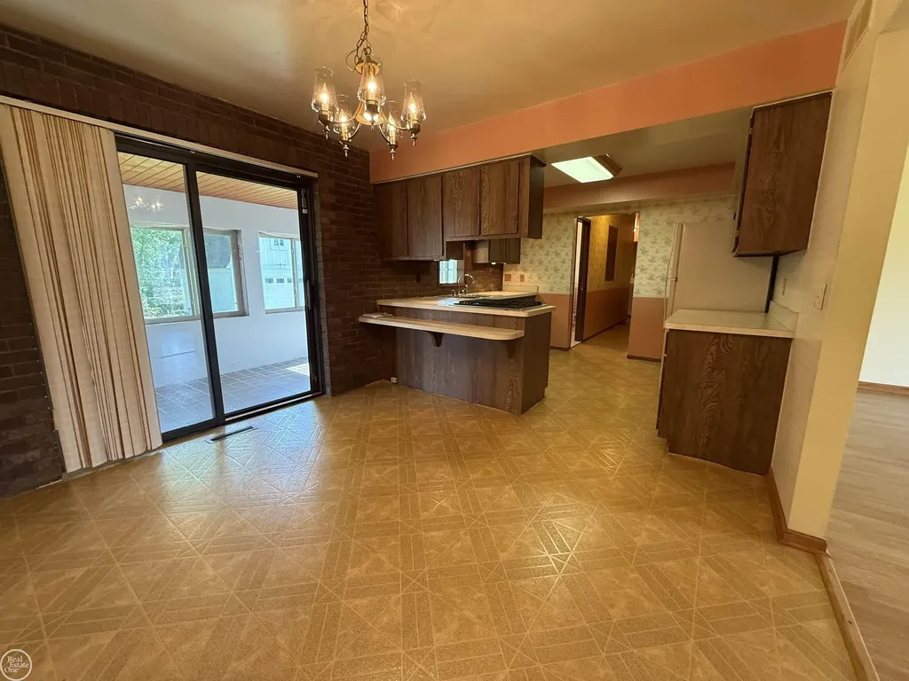 26250 South River Road Harrison Charter Township MI 48045