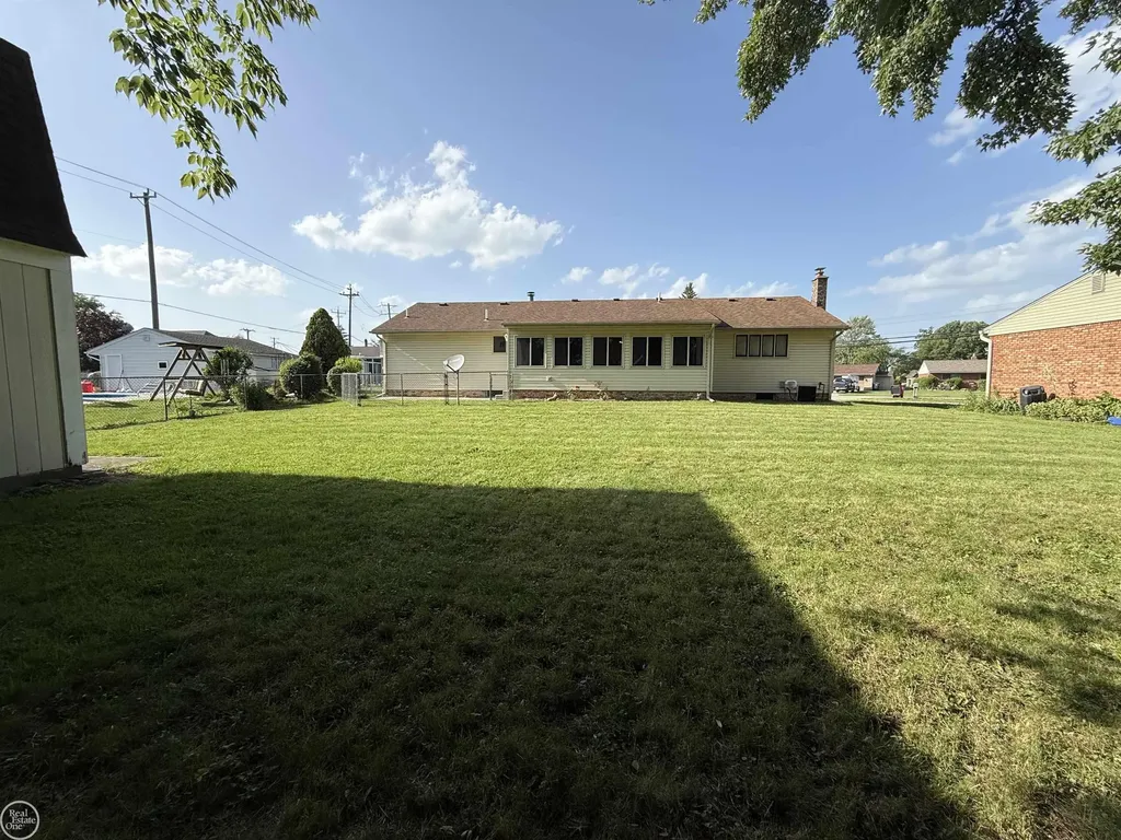 26250 South River Road Harrison Charter Township MI 48045