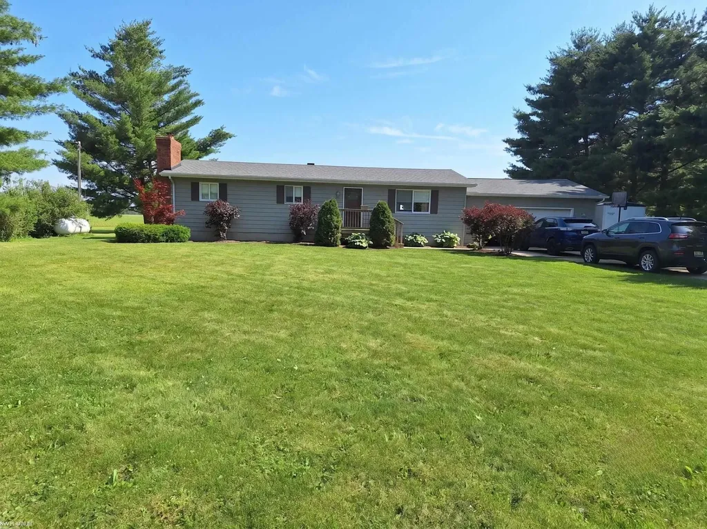 400 Frenchline Road Watertown Township MI 48471