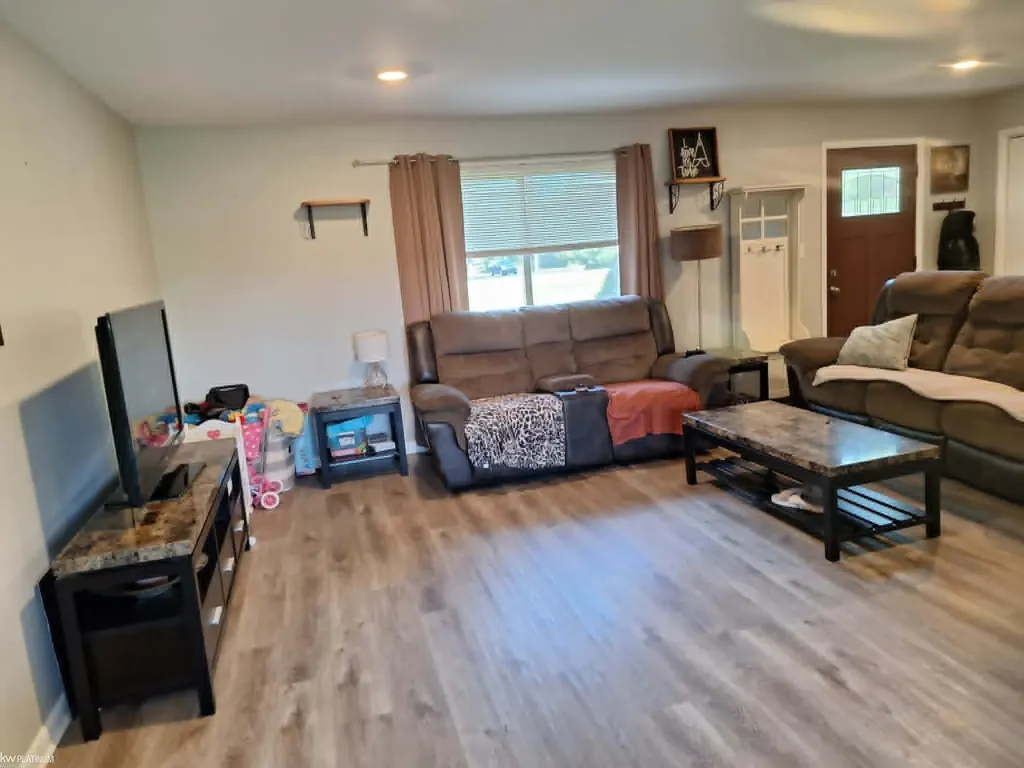 400 Frenchline Road Watertown Township MI 48471