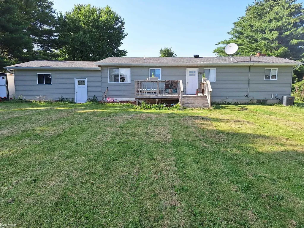 400 Frenchline Road Watertown Township MI 48471