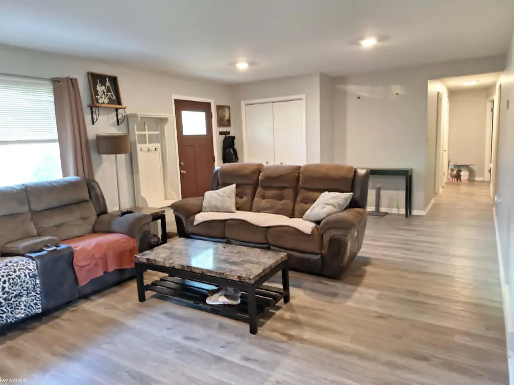 400 Frenchline Road Watertown Township MI 48471