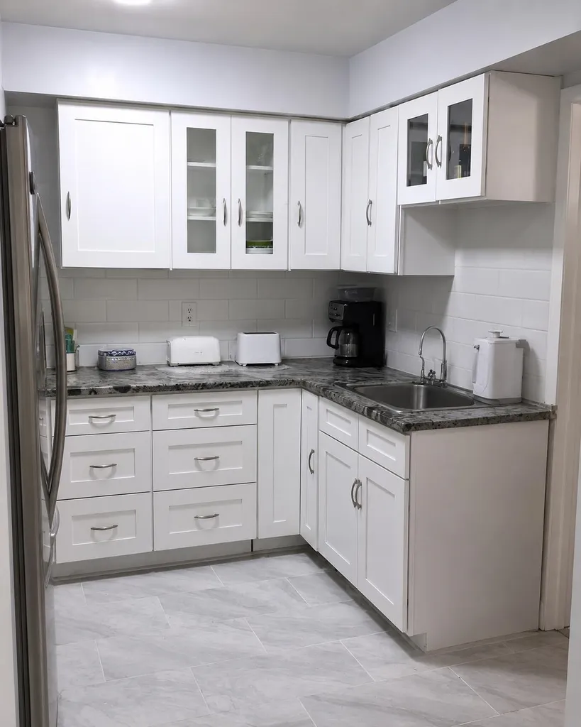 21812 Albion Avenue Farmington Hills City MI 48336