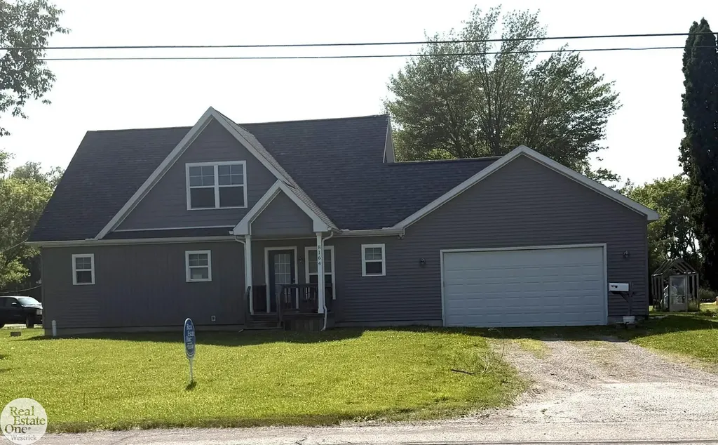 8164 River Road Cottrellville Township MI 48039
