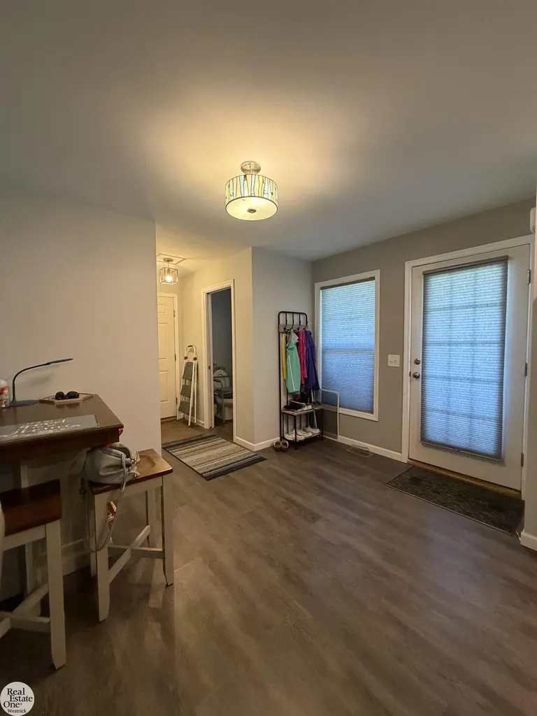 8164 River Road Cottrellville Township MI 48039