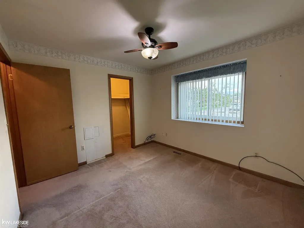41075 Donna Drive Clinton Charter Township MI 48038