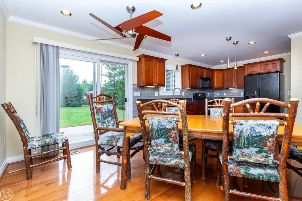 39745 Sylvia Street Harrison Charter Township MI 48045