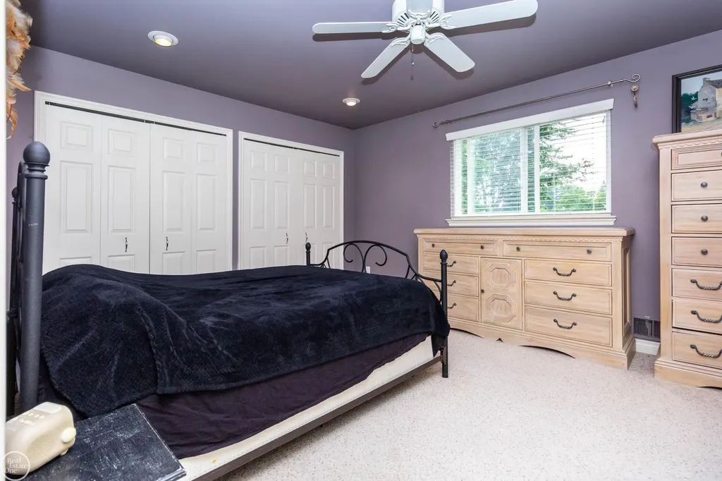 39745 Sylvia Street Harrison Charter Township MI 48045