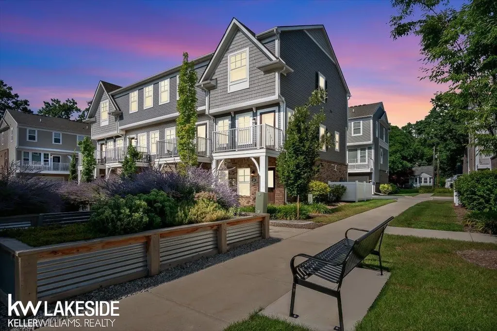 368 Glendale Lane Ferndale City MI 48220