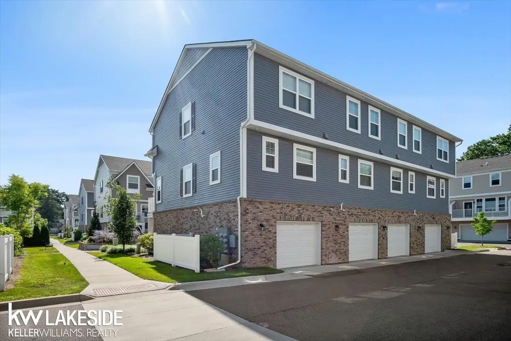 368 Glendale Lane Ferndale City MI 48220
