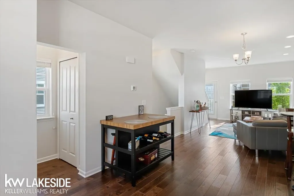 368 Glendale Lane Ferndale City MI 48220