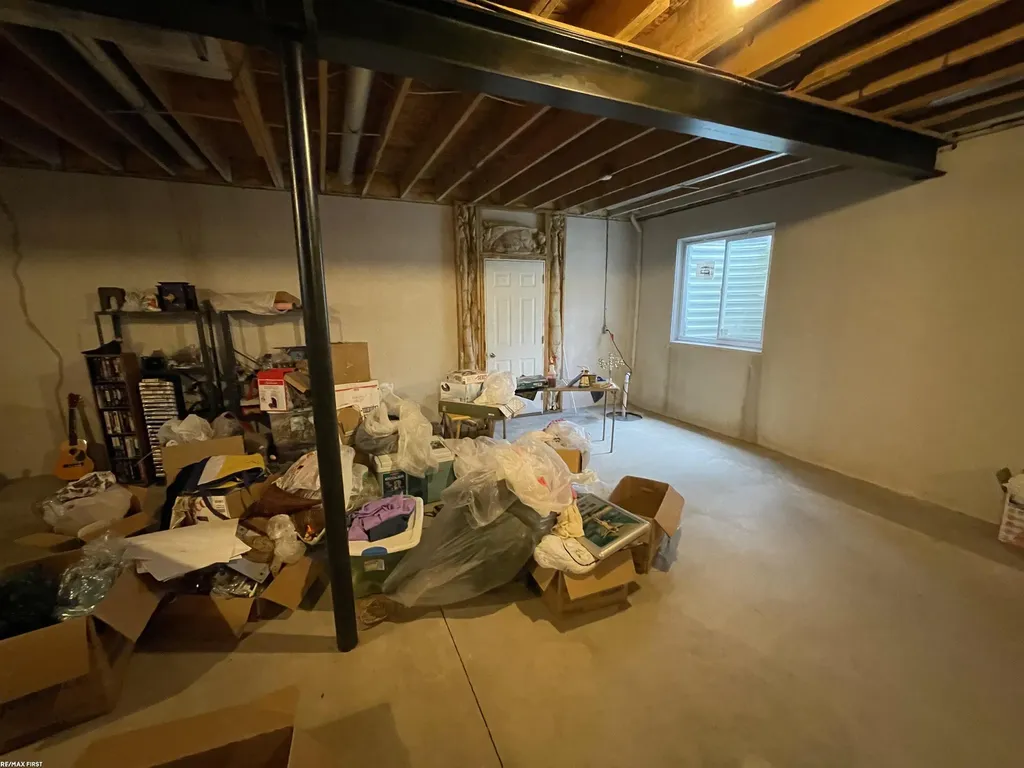 28598 Liparoto Boulevard Huron Charter Township MI 48134