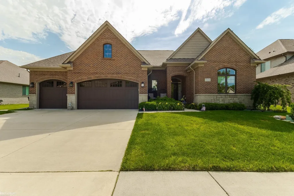 53130 Westwood Park Drive Shelby Charter Township MI 48316