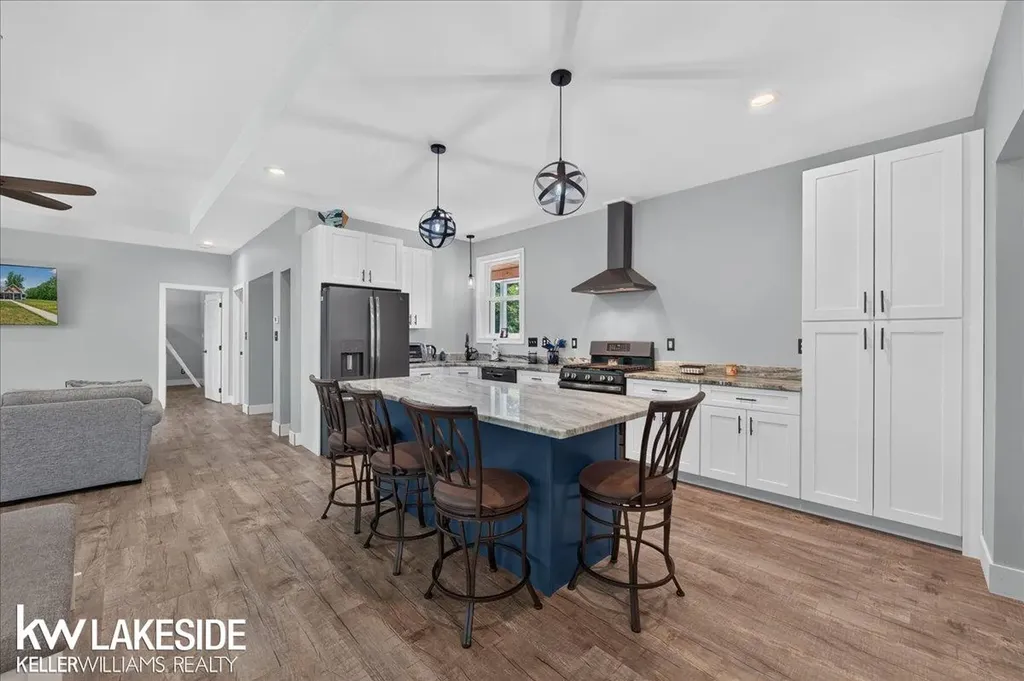 9790 N. Island View Caseville Township MI 48755