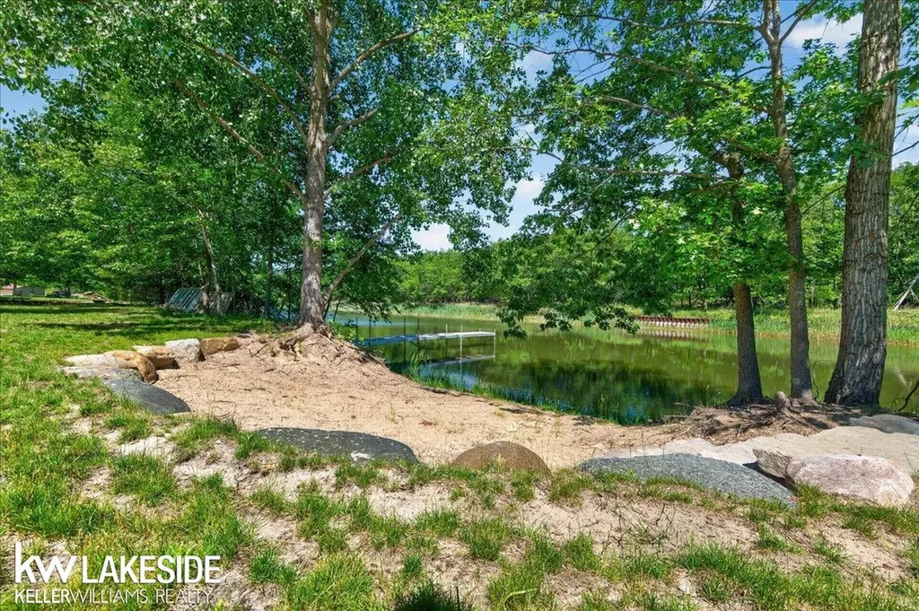 9790 N. Island View Caseville Township MI 48755