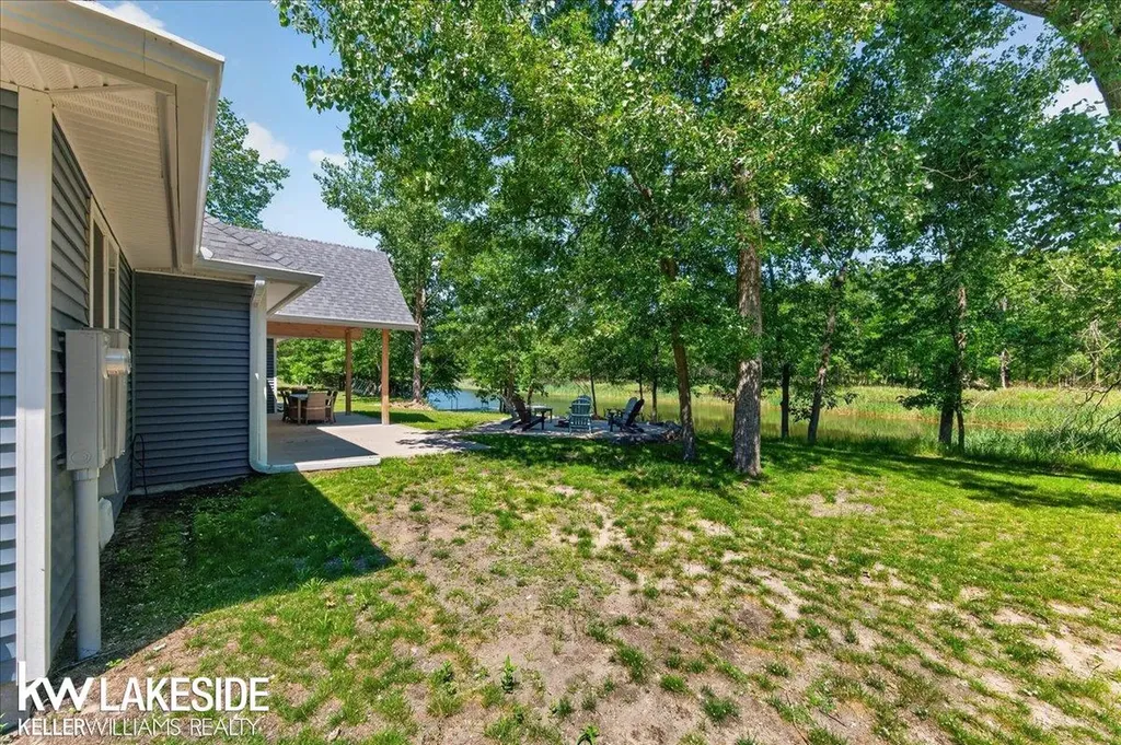 9790 N. Island View Caseville Township MI 48755