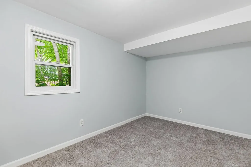 44 Fessenden Street Mt. Clemens City MI 48043
