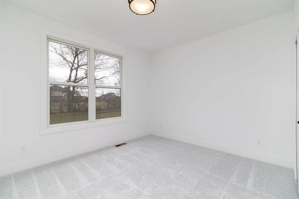 7583 Brunswick Drive Washington Township MI 48095