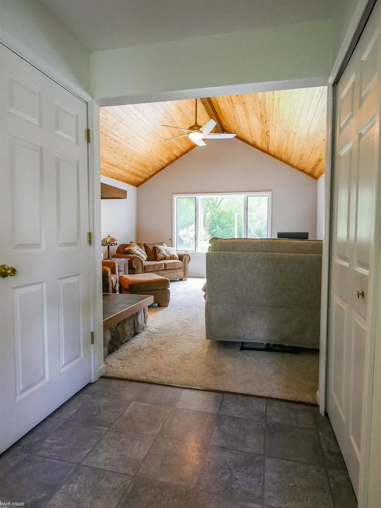 8468 Rondale Drive Grand Blanc City MI 48439