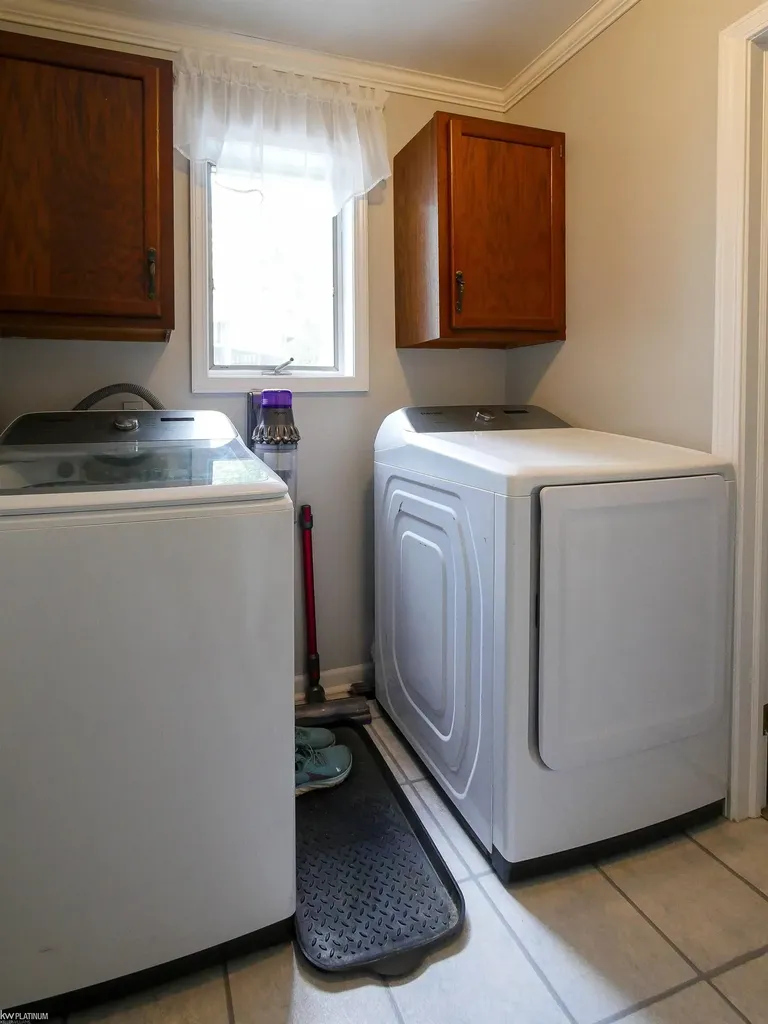 8468 Rondale Drive Grand Blanc City MI 48439