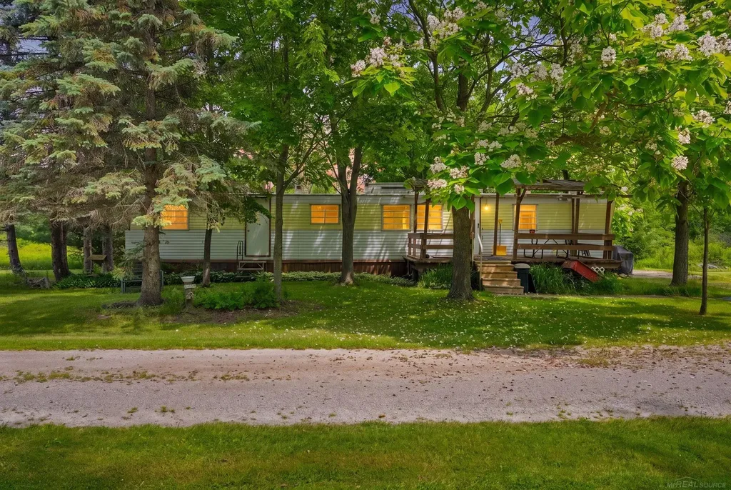 5723 Wildcat Road Lexington Township MI 48422