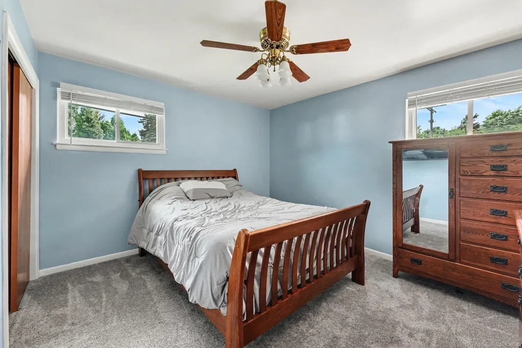 1540 Westlawn Street Mt. Clemens City MI 48043