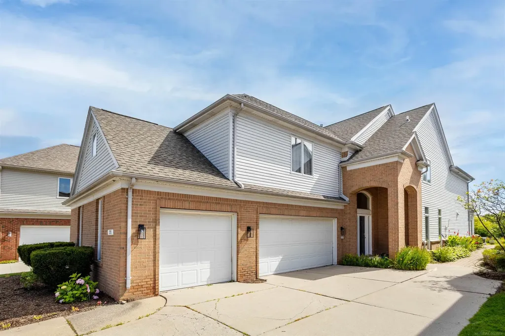 170 Keelson Drive Detroit City MI 48215