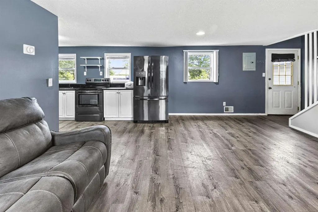 104 Jefferson Avenue Denton Township MI 48629