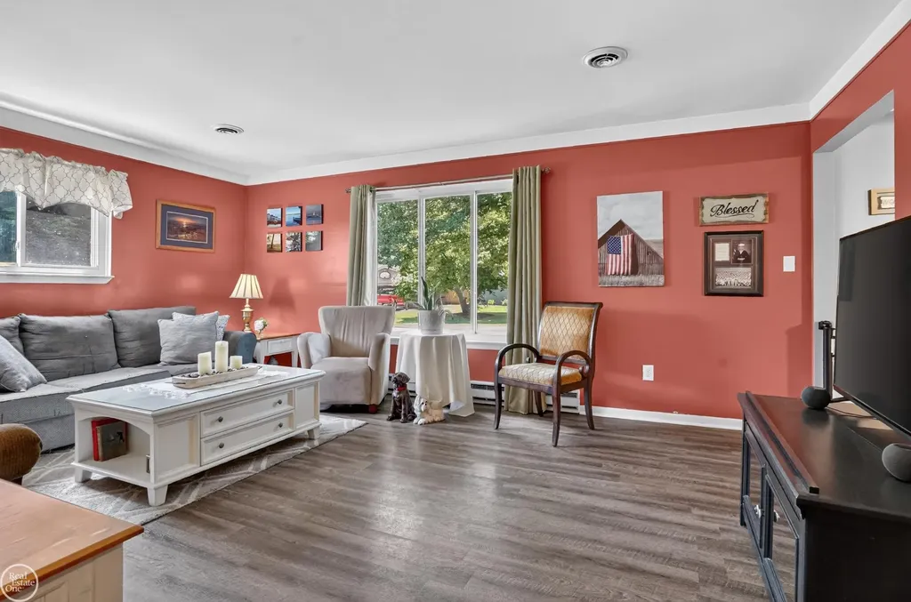 50644 Parsons Drive Shelby Charter Township MI 48317