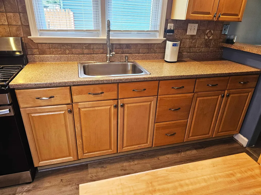 29256 Coolidge St Street Roseville City MI 48066