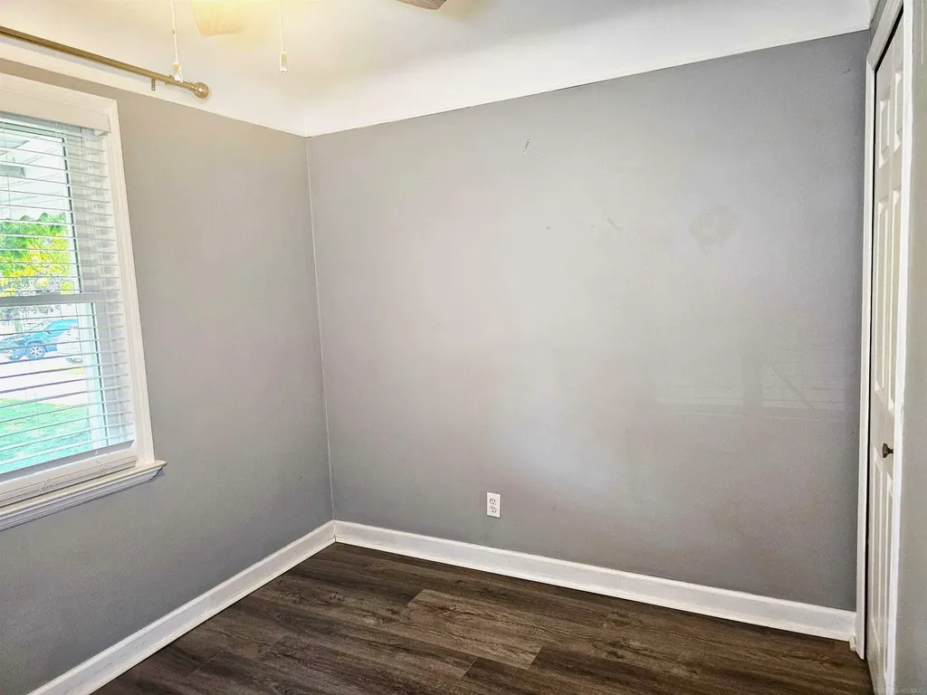 29256 Coolidge St Street Roseville City MI 48066