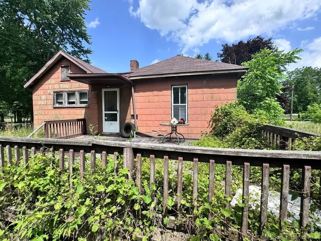 1416 Chesaning Street St. Charles Township MI 48655