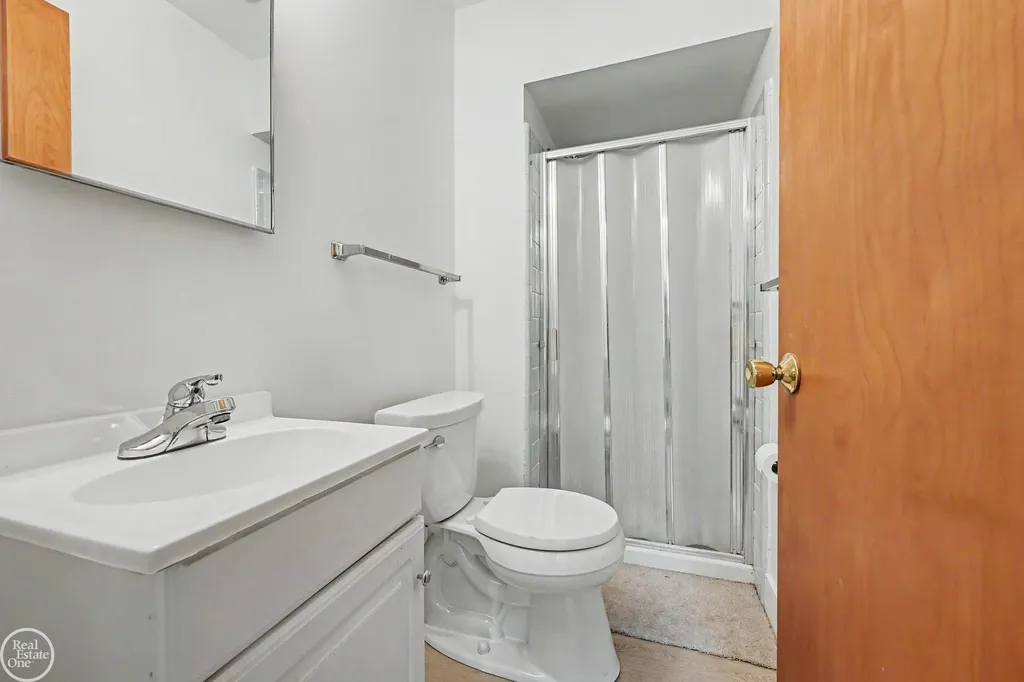 33316 Mina Drive Sterling Heights City MI 48312