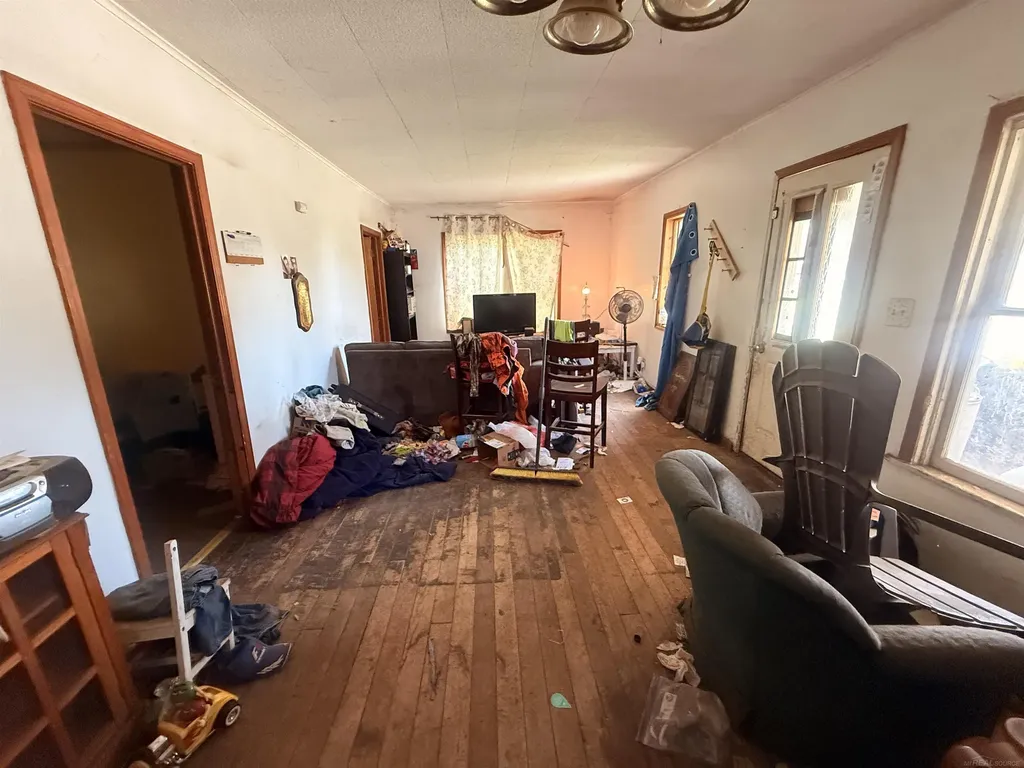 304 W Elba Street Perrinton Village MI 48871