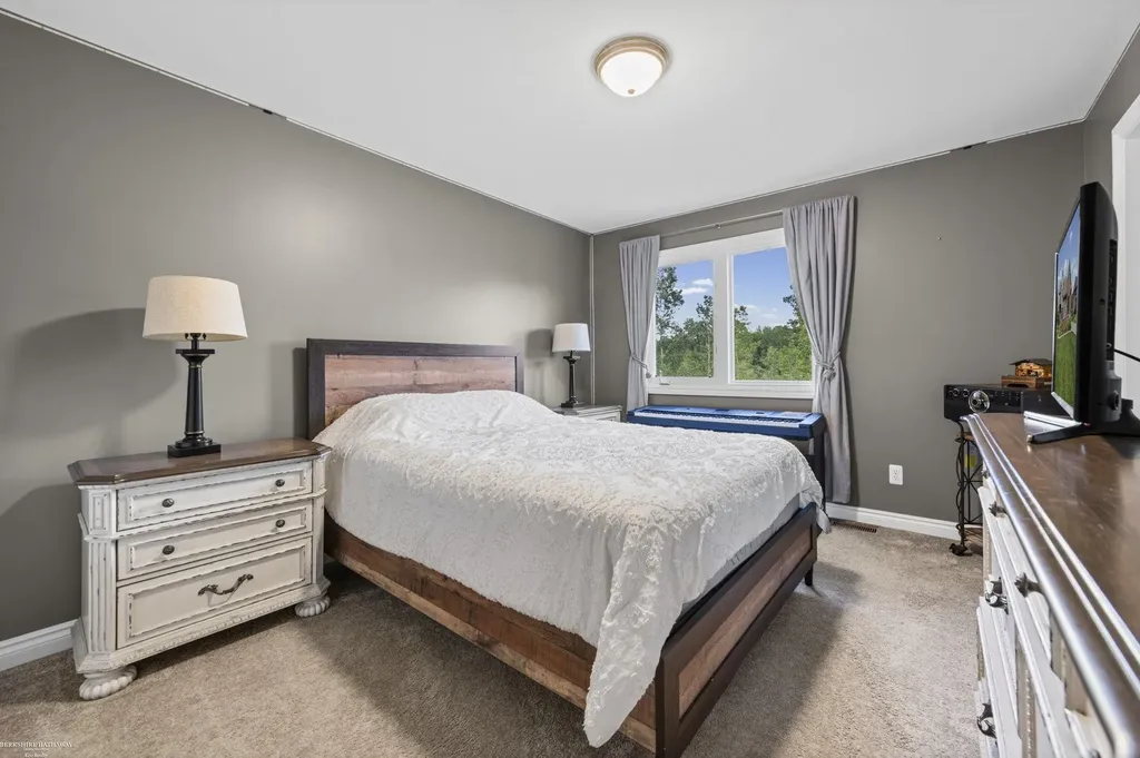 68242 Lake Angela Pointe Street Richmond City MI 48062