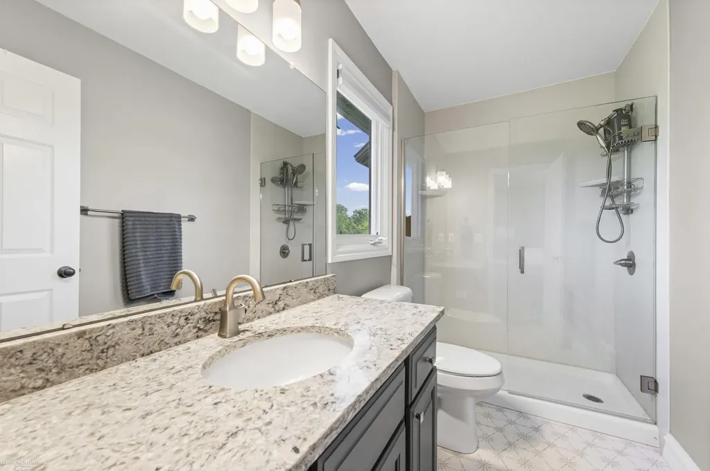 68242 Lake Angela Pointe Street Richmond City MI 48062