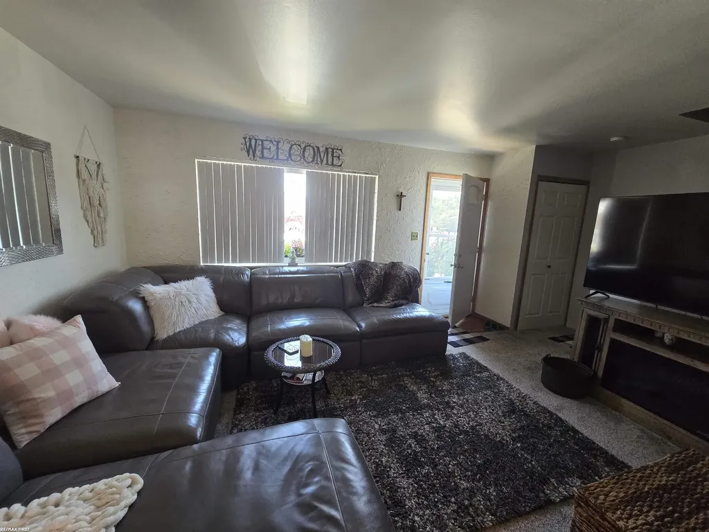 20225 15 Mile Road Clinton Charter Township MI 48035