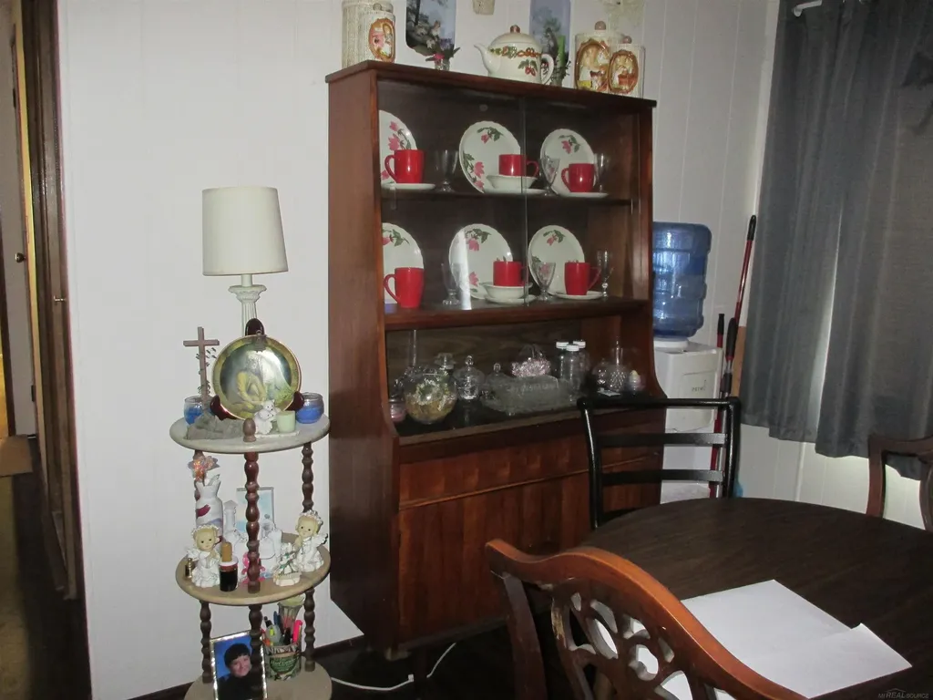43310 Summit Street Harrison Charter Township MI 48045