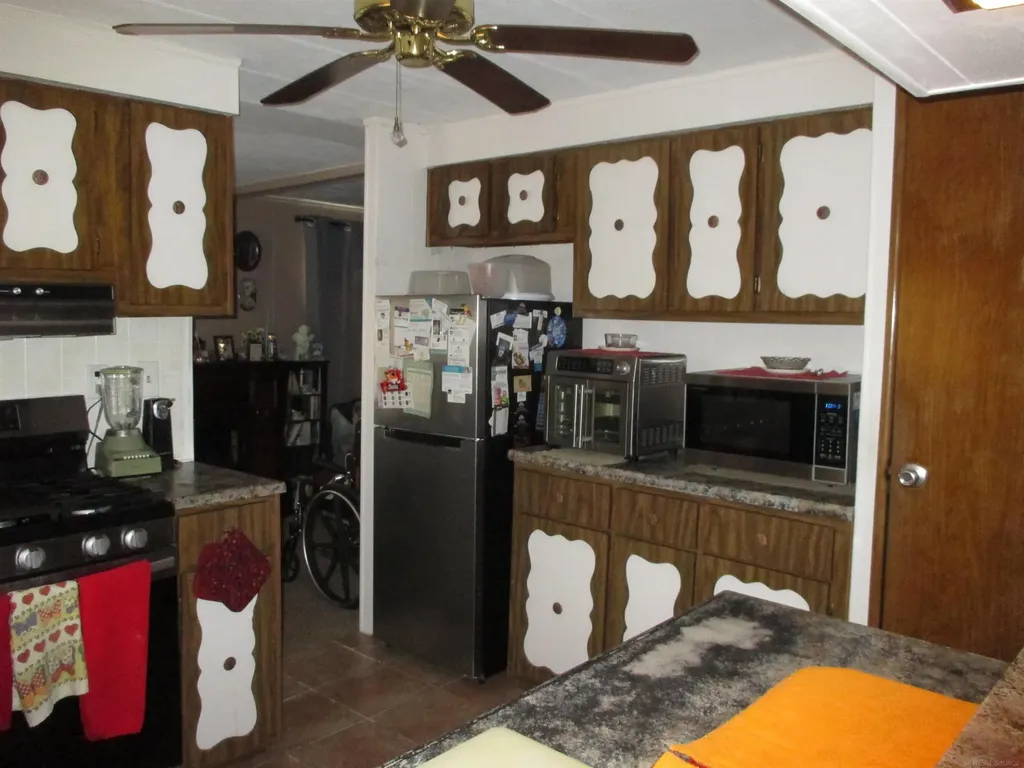 43310 Summit Street Harrison Charter Township MI 48045