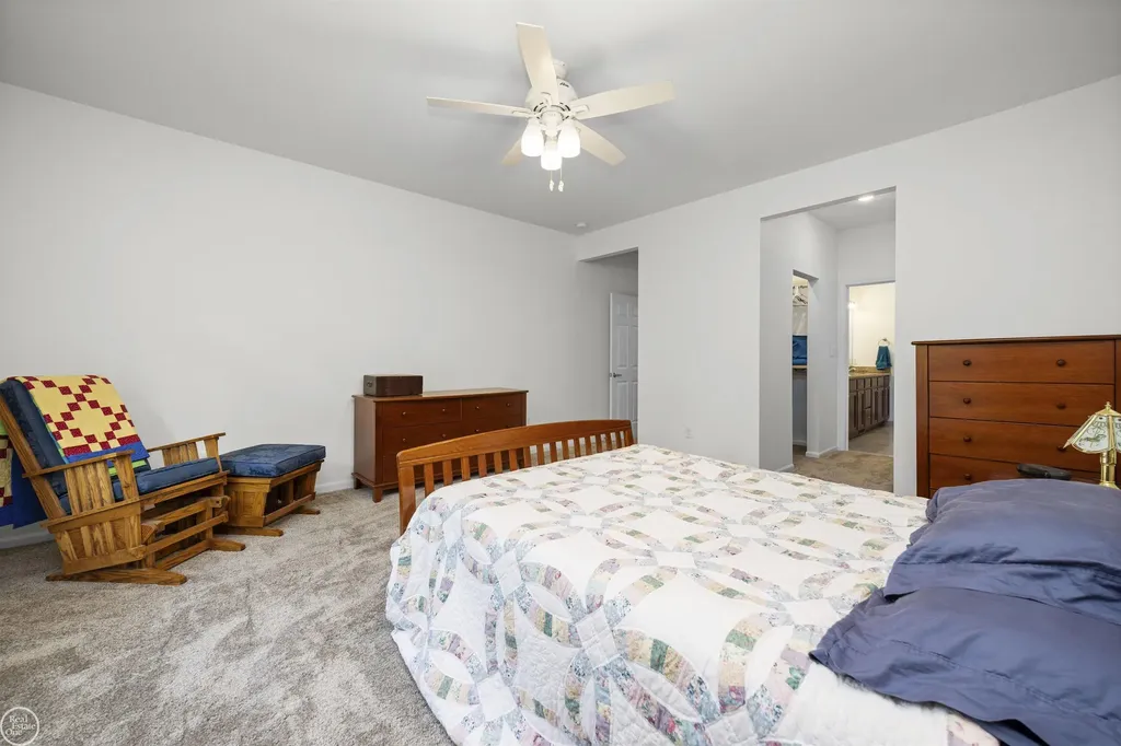 53 Evaline Drive Troy City MI 48085